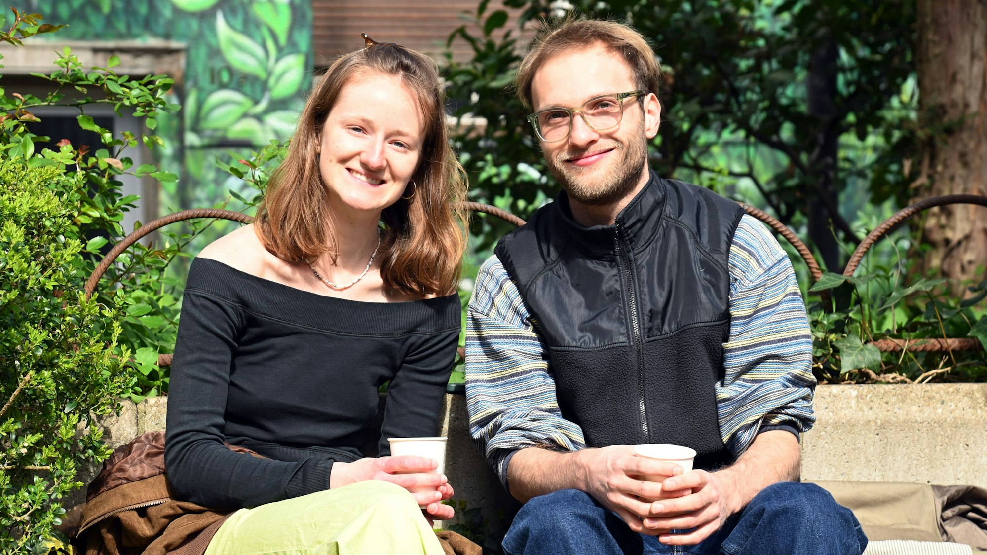 20.03.2026 Köln. Umfrage zum Thema Glück in der Kölner Innenstadt. Foto: Alexander Schwaiger