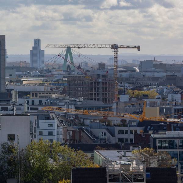 Mit dem Bauturbo soll die Stadt Köln schneller Wohnungen genehmigen (Symbolbild).