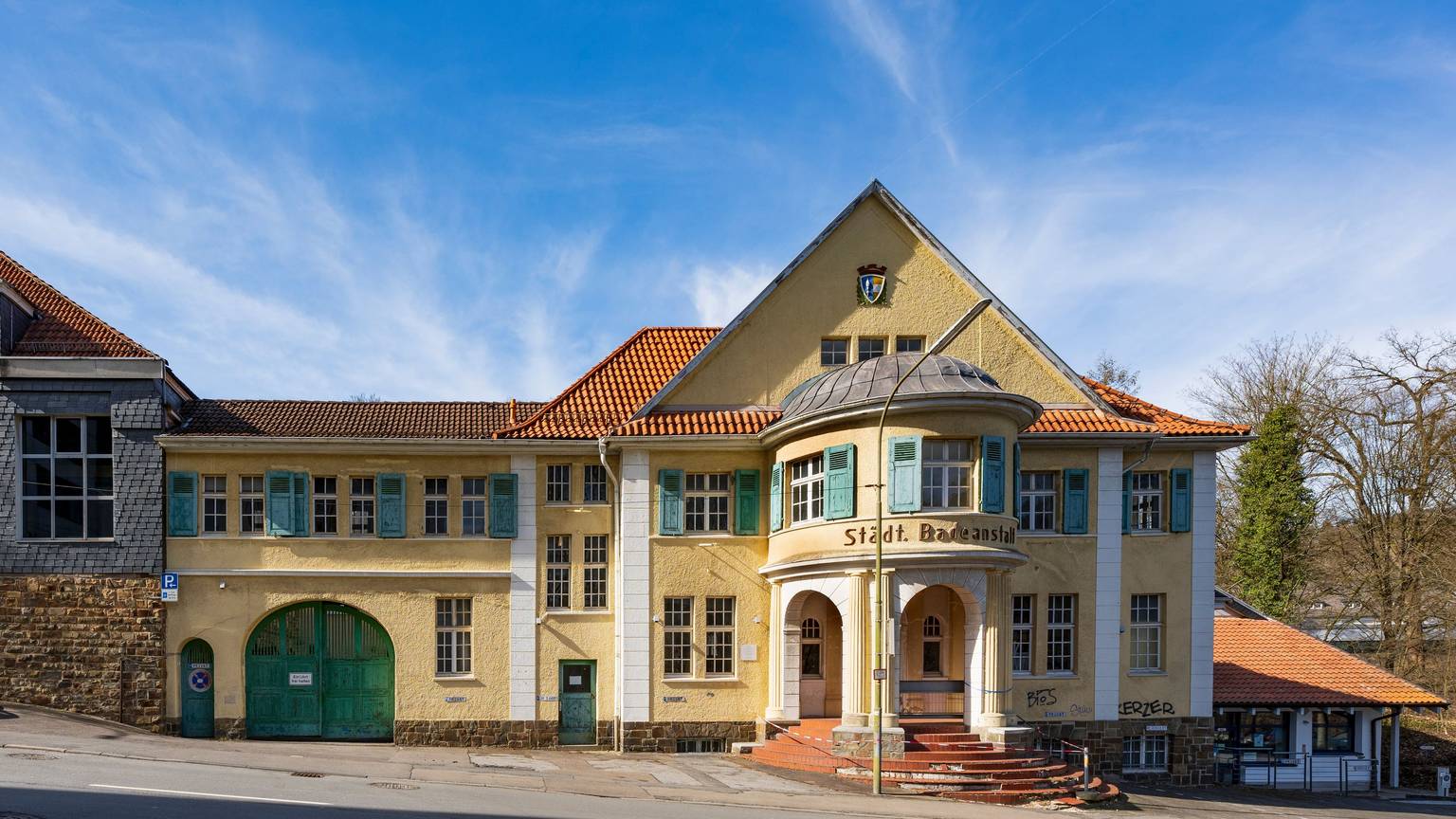 Das alte Hohenzollernbad in Gummersbach.