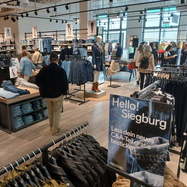 Wiederreröffnung C&A im Kaiser-Carré