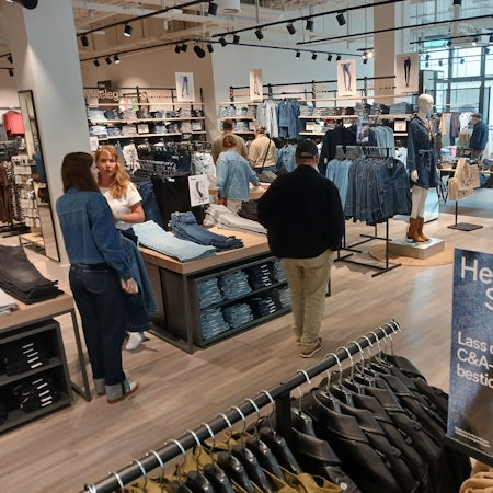 Wiederreröffnung C&A im Kaiser-Carré