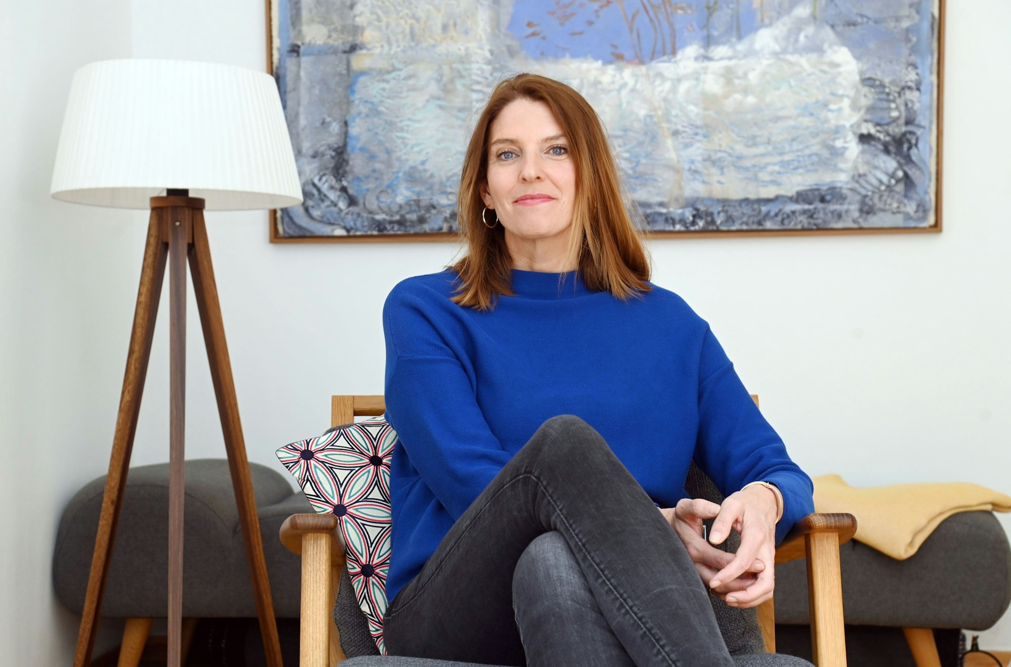 Psychotherapeutin Nora Hallberg in ihrer Praxis in der Kölner Innenstadt