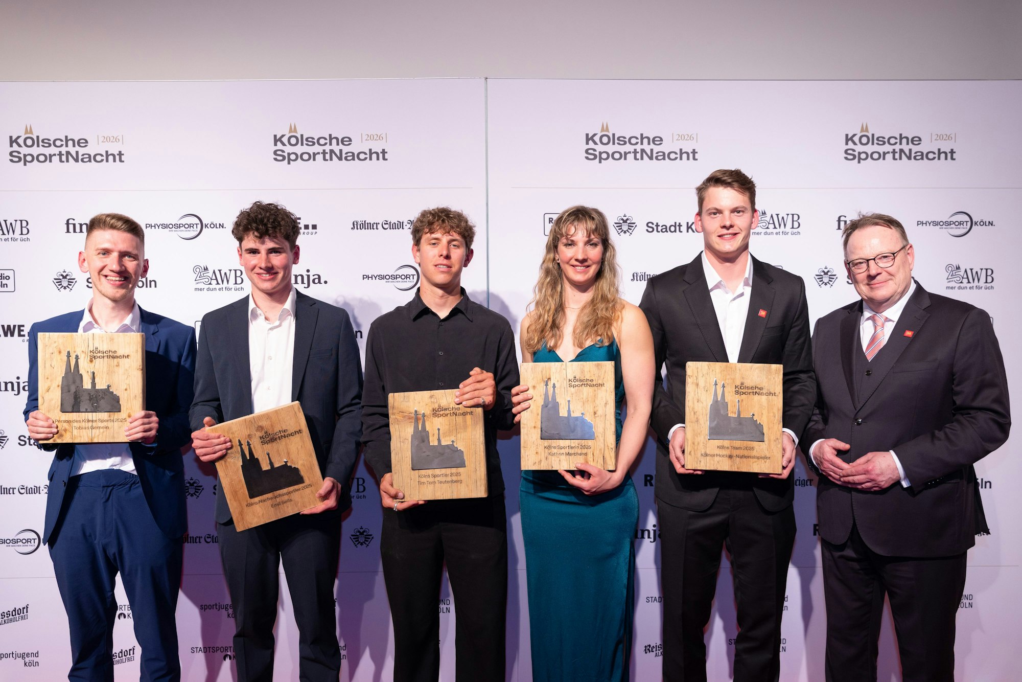 Die ausgezeichneten Persönlichkeiten zusammen mit Oberbürgermeister Torsten Burmester der Stadt Köln.
