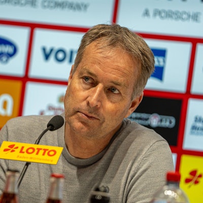 Fussball: Bundesliga, 27. Spieltag, 1. FC Heidenheim - Bayer 04 Leverkusen am 21.03.2026 in Heidenheim Voith-Arena, Deutschland, Saison 2025 2026: Kasper Hjulmand Trainer, Bayer 04 Leverkusen Heidenheim Voith-Arena Deutschland *** Soccer Bundesliga, Matchday 27, 1 FC Heidenheim Bayer 04 Leverkusen on 21 03 2026 at Heidenheim Voith Arena , Germany, Season 2025 2026 Kasper Hjulmand Coach, Bayer 04 Leverkusen Heidenheim Voith Arena Germany Copyright: xPhilippxImhofx