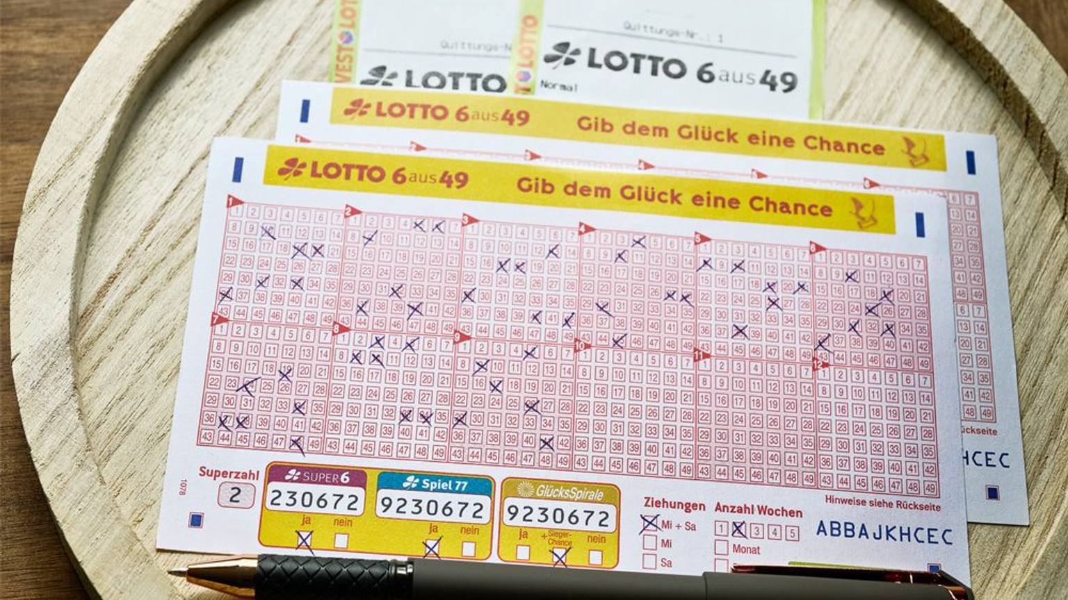 Bei der bundesweiten Sonderauslosung von LOTTO 6aus49 zum „Tag des Glücks“ hatte ein Spielteilnehmer aus dem Ennepe-Ruhr-Kreis Glück: Sein Spielauftrag wurde für den Hauptgewinn gezogen, der eine Million Euro wert ist.