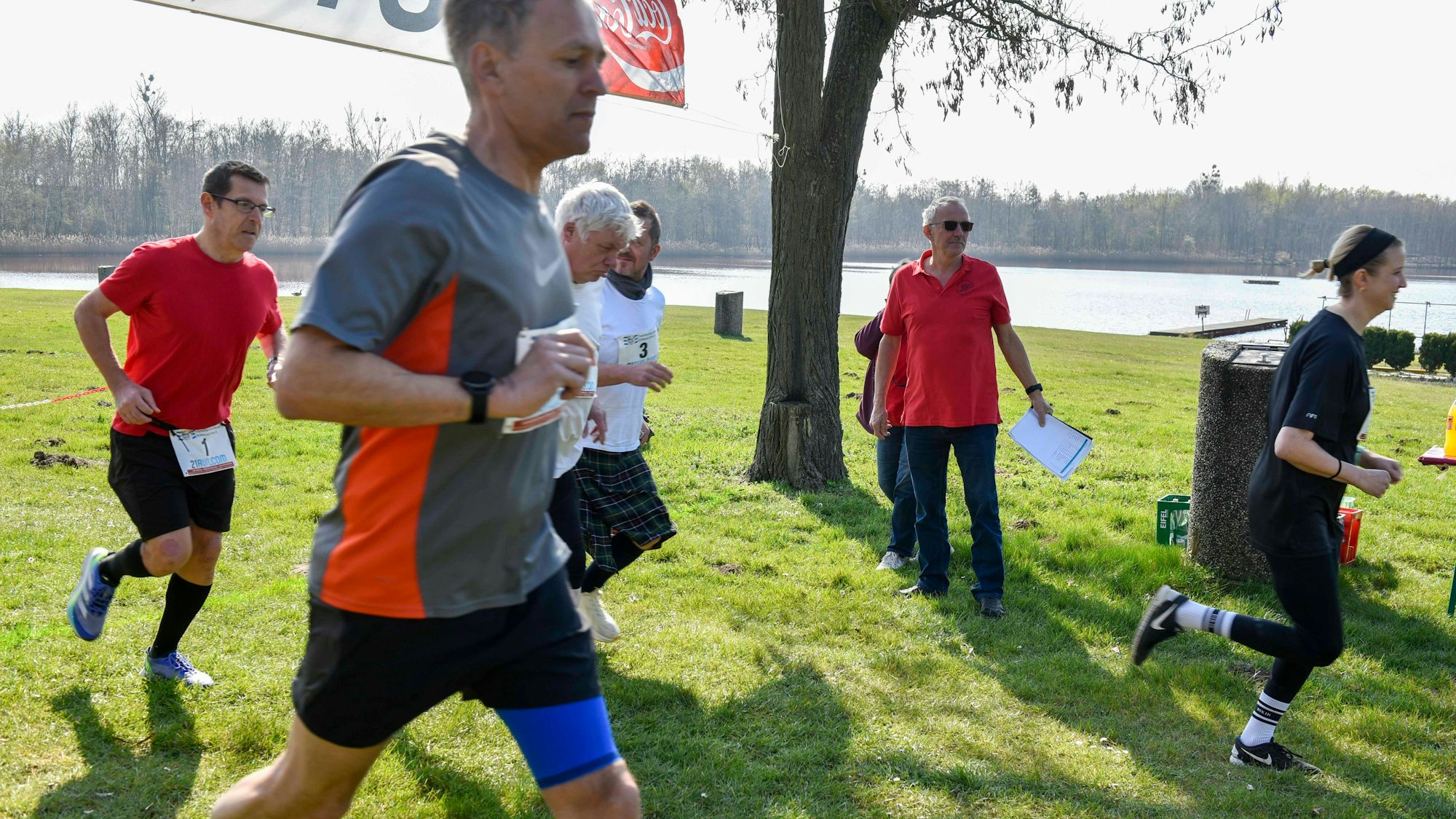 Teilnehmer des Brühler Stadtlauf über zehn Kilometer.