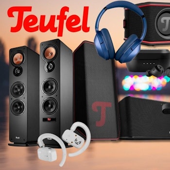 Teufel-Audioprodukte vor einem abendlichen Stadtpanorama mit bunten Bokeh-Lichtern: darunter zwei schwarze Standlautsprecher, ein großer Bluetooth-Lautsprecher, eine Soundbar, ein Subwoofer, ein blaues Over-Ear-Headset, ein weißes Over-Ear-Headset, zwei Paar True-Wireless-Earbuds mit Ladecase, ein weißes Sport-Headset mit Ohrbügel sowie ein kompakter Stereo-Receiver. Alle Produkte in der typischen schwarz-roten Teufel-Farbgebung.