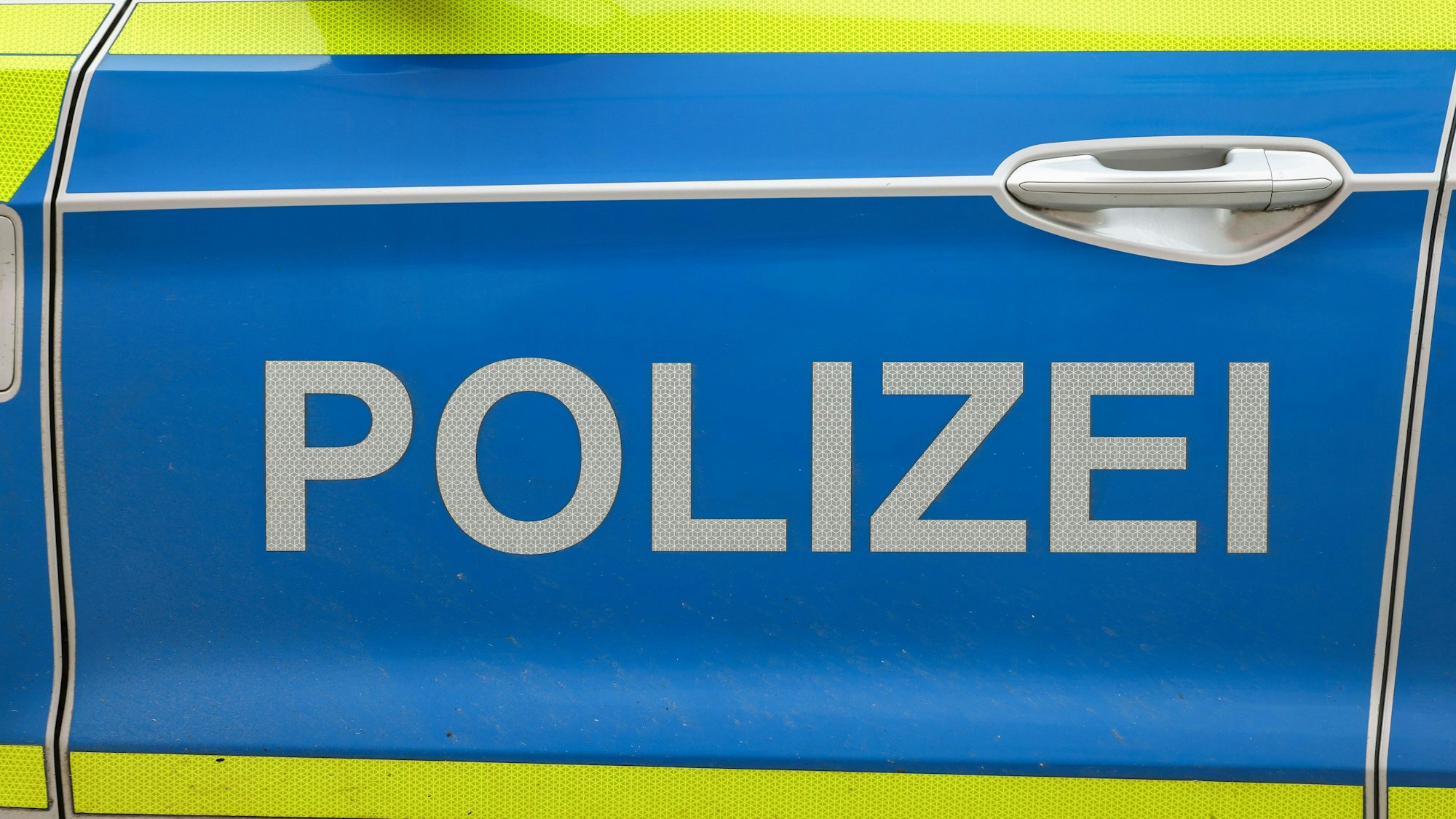 Ein Streifenwagen der Polizei