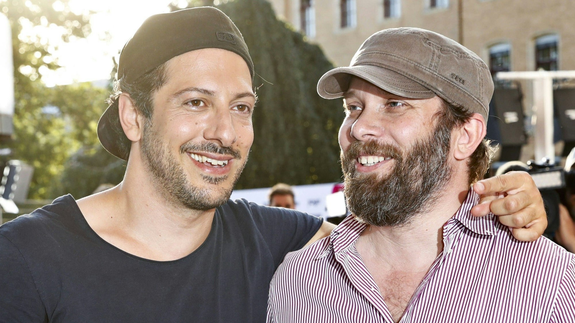 Fahri Yardim (l.) zusammen mit Christian Ulmen. (Archivbild)