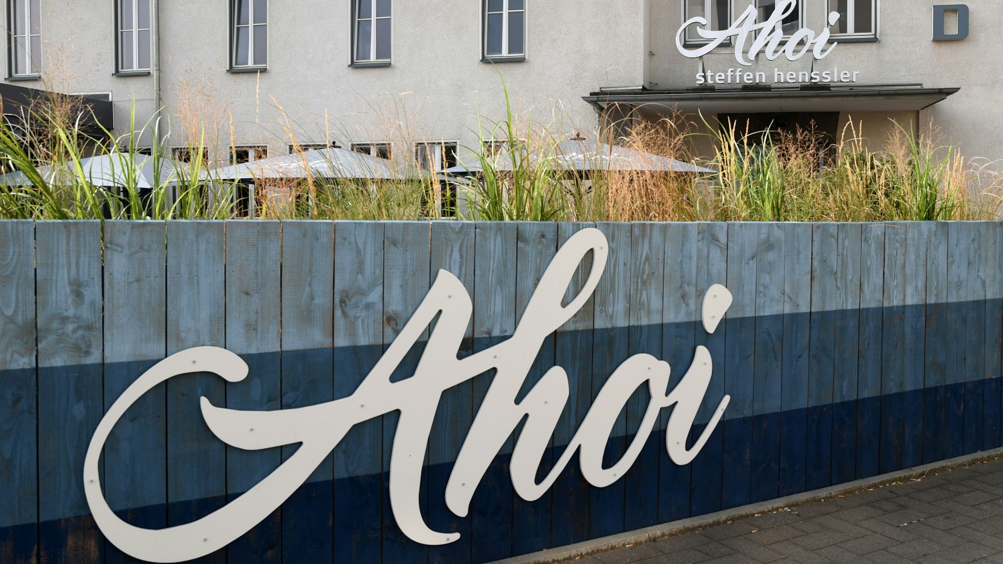 Steffen Hensslers Ahoi im Motorworld Köln eröffnete 2021.