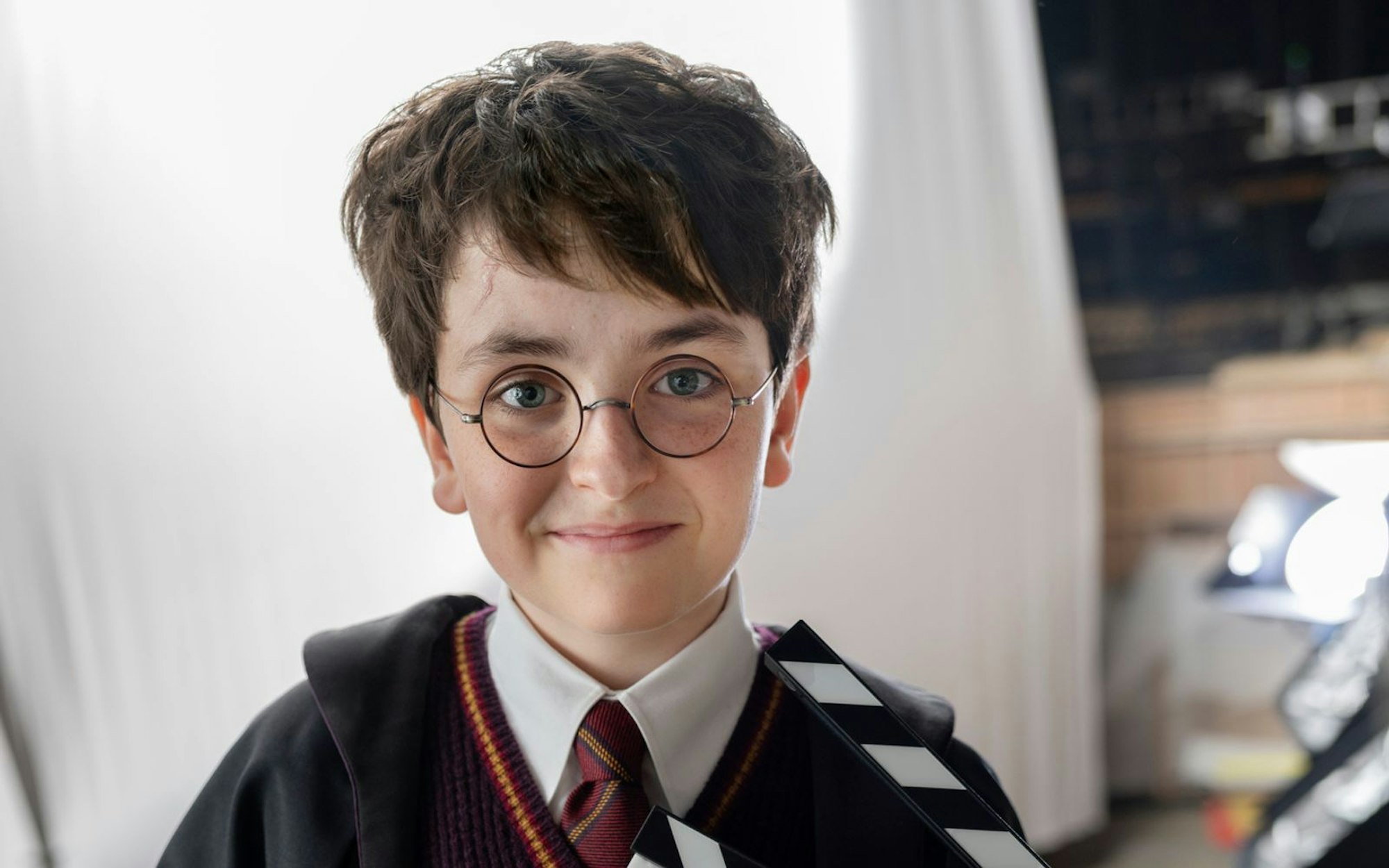 Nachwuchsschauspieler Dominic McLaughlin wird Harry Potter spielen. Die Serie soll noch dieses Jahr ihre Premiere feiern. (Bild: Aidan Monaghan/HBO )
