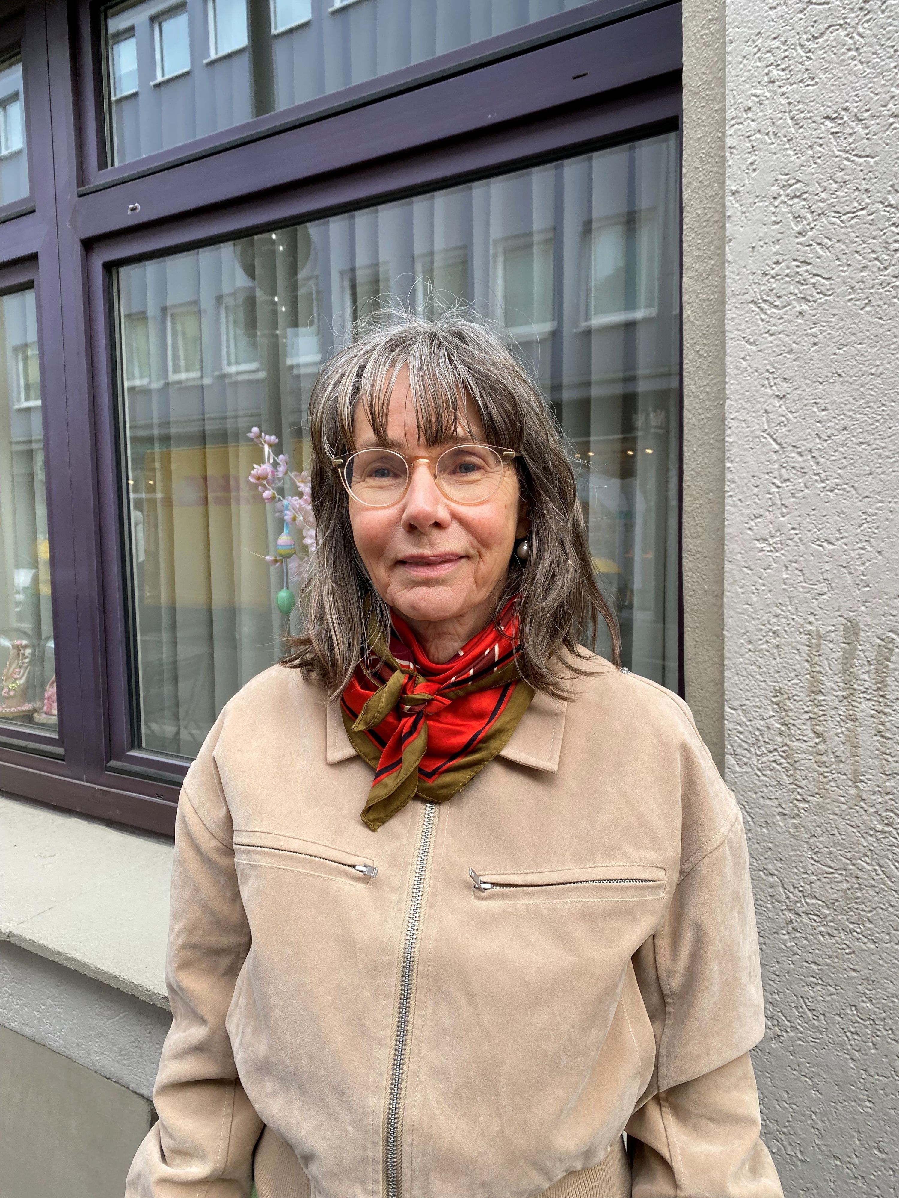 Martina Sessing, 66 hat als junge Frau erlebt, dass Catcalling heißt man hätte alles erfüllt was ein Mann von einer Frau erwartet.