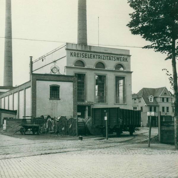 Bereits im Jahr 1908 wurde in Dieringhausen das Kreiselektrizitätswerk gebaut.