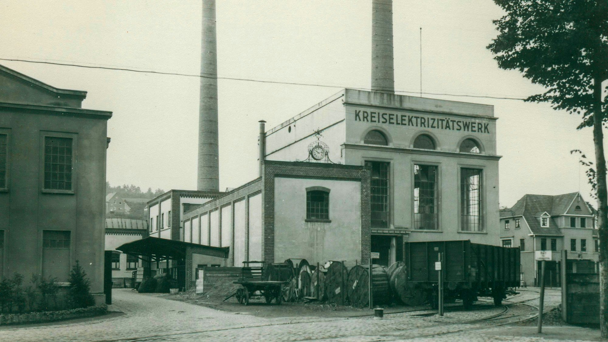 Bereits im Jahr 1908 wurde in Dieringhausen das Kreiselektrizitätswerk gebaut.