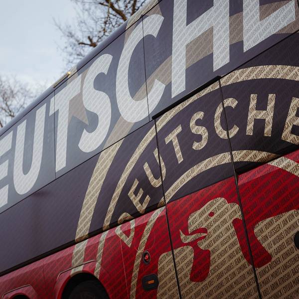 Nationalmannschaft - DFB-Bus mit neuem Design
