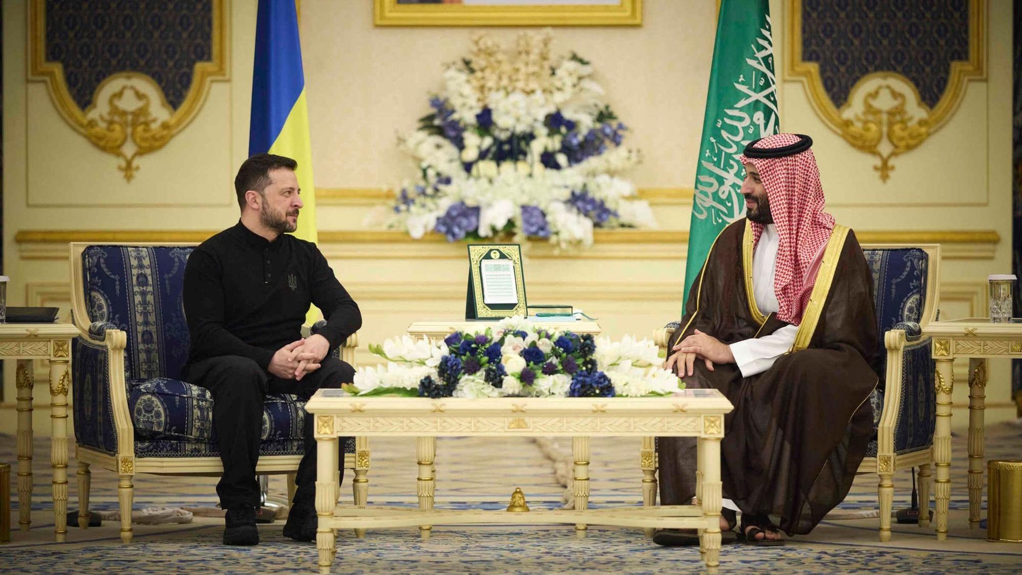 Ukraine-Krieg - Selenskyj in Saudi-Arabien