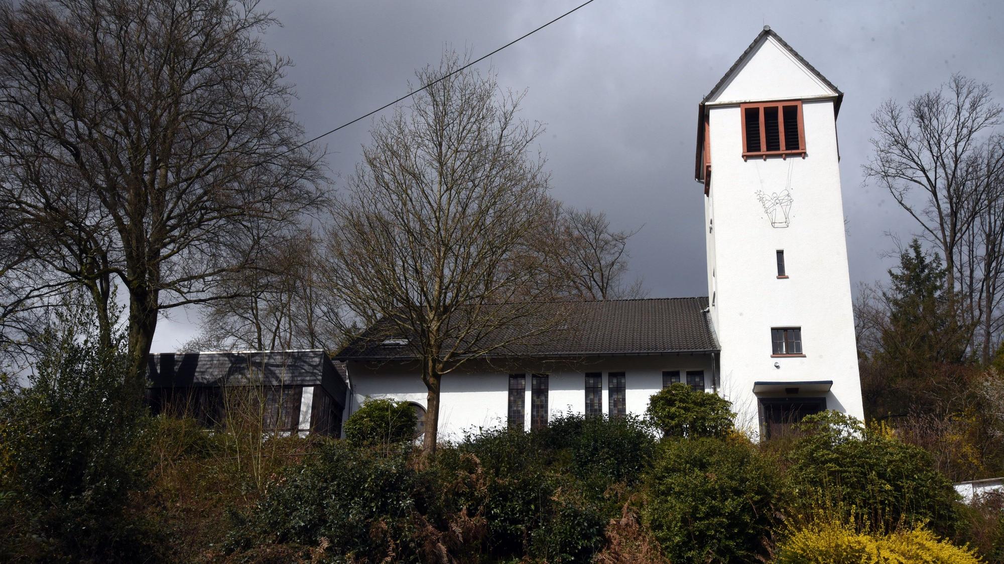 Die frühere evangelische Kirche in Engelskirchen-Osberghausen in der Außenansicht.