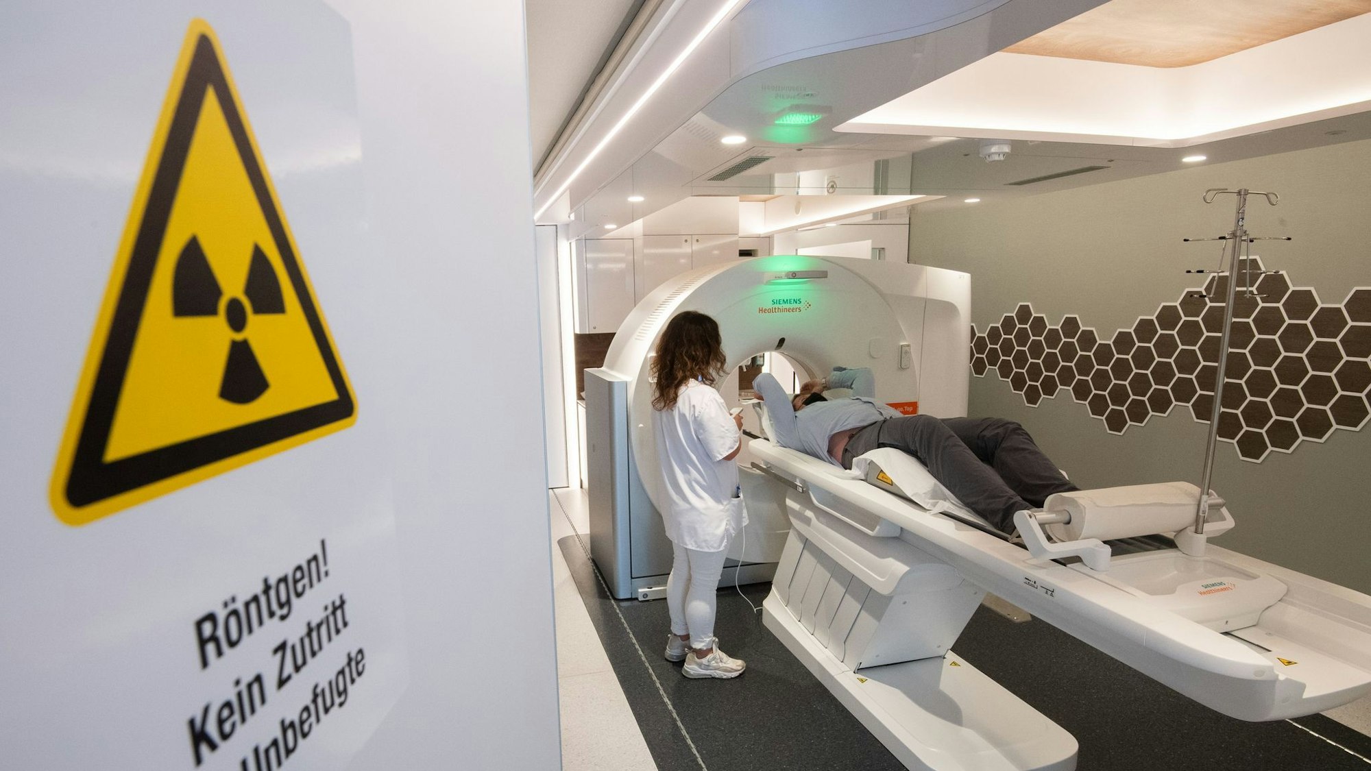 Lachgas, USB-C, Tarife – was ändert sich im April?