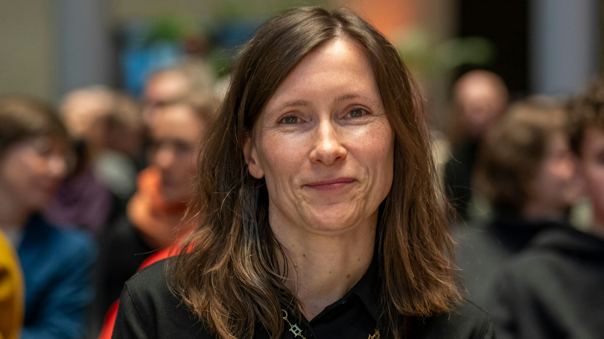 27.03.2026, Köln: Heike Geißler ist Schriftstellerin. Die Schriftstellerin und Übersetzerin Heike Geißler erhält den Heinrich-Böll-Preis 2025 . Die Verleihung nimmt Bürgermeisterin Derya Karadag vor. Foto: Uwe Weiser