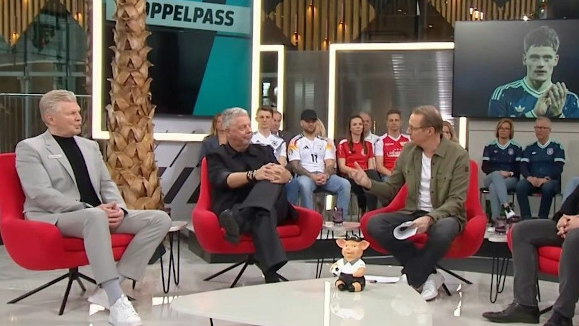Die Talk-Runde im Sport1-„Doppelpass“ startete am Sonntag (29. März) zunächst ohne Almuth Schult.