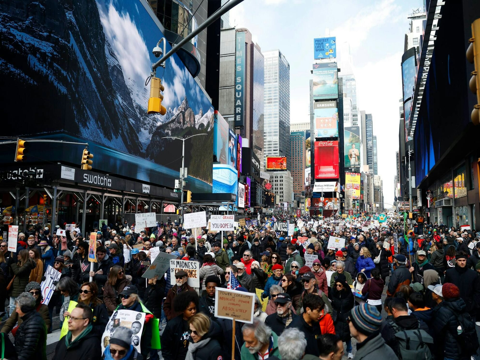 Die Protestierenden in New York haben den Times Square lahmgelegt. /JOHN ANGELILLO
