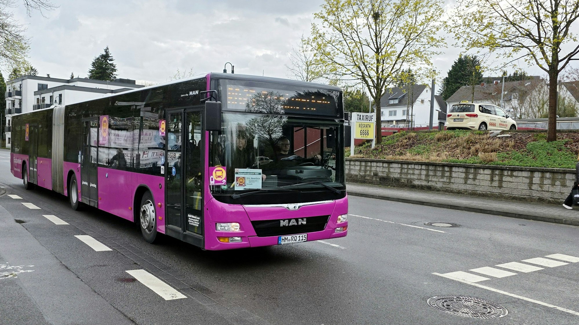 Ein Schienenersatzbus.