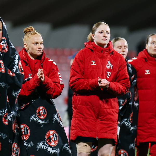 Google Pixel Frauen-Bundesliga: 1.FC Köln- Eintracht Frankfurt 28.03.2026 Marina Hegering 1. FC Köln, 33, Laura Vogt 1. FC Köln, 8 Irina Fuchs 1. FC Köln, 34 nach dem Spiel Google Pixel Frauen-Bundesliga: 1.FC Köln- Eintracht Frankfurt: Köln, Franz-Kremer-Stadion 28.03.2025 DFB REGULATIONS PROHIBIT ANY USE OF PHOTOGRAPHS AS IMAGE SEQUENCES AND/OR QUASI-VIDEO. *** Google Pixel Frauen Bundesliga 1 FC Köln Eintracht Frankfurt 28 03 2026 Marina Hegering 1 FC Köln, 33 , Laura Vogt 1 FC Köln, 8 Irina Fuchs 1 FC Köln, 34 after the match Google Pixel Frauen Bundesliga 1 FC Köln Eintracht Frankfurt Köln, Franz Kremer Stadion 28 03 2025 DFB REGULATIONS PROHIBIT ANY USE OF PHOTOGRAPHS AS IMAGE SEQUENCES AND OR QUASI VIDEO Copyright: xBEAUTIFULxSPORTS/Freisenx