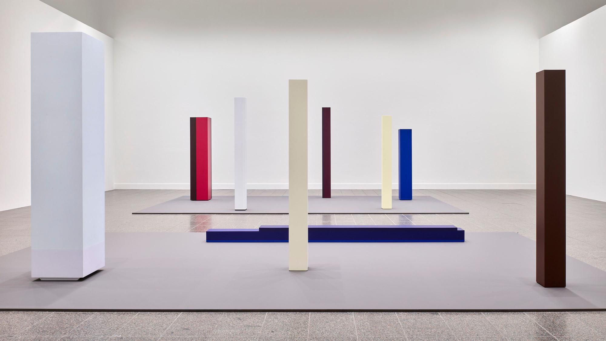 Ausstellungsansicht Anne Truitt, K20 Düsseldorf