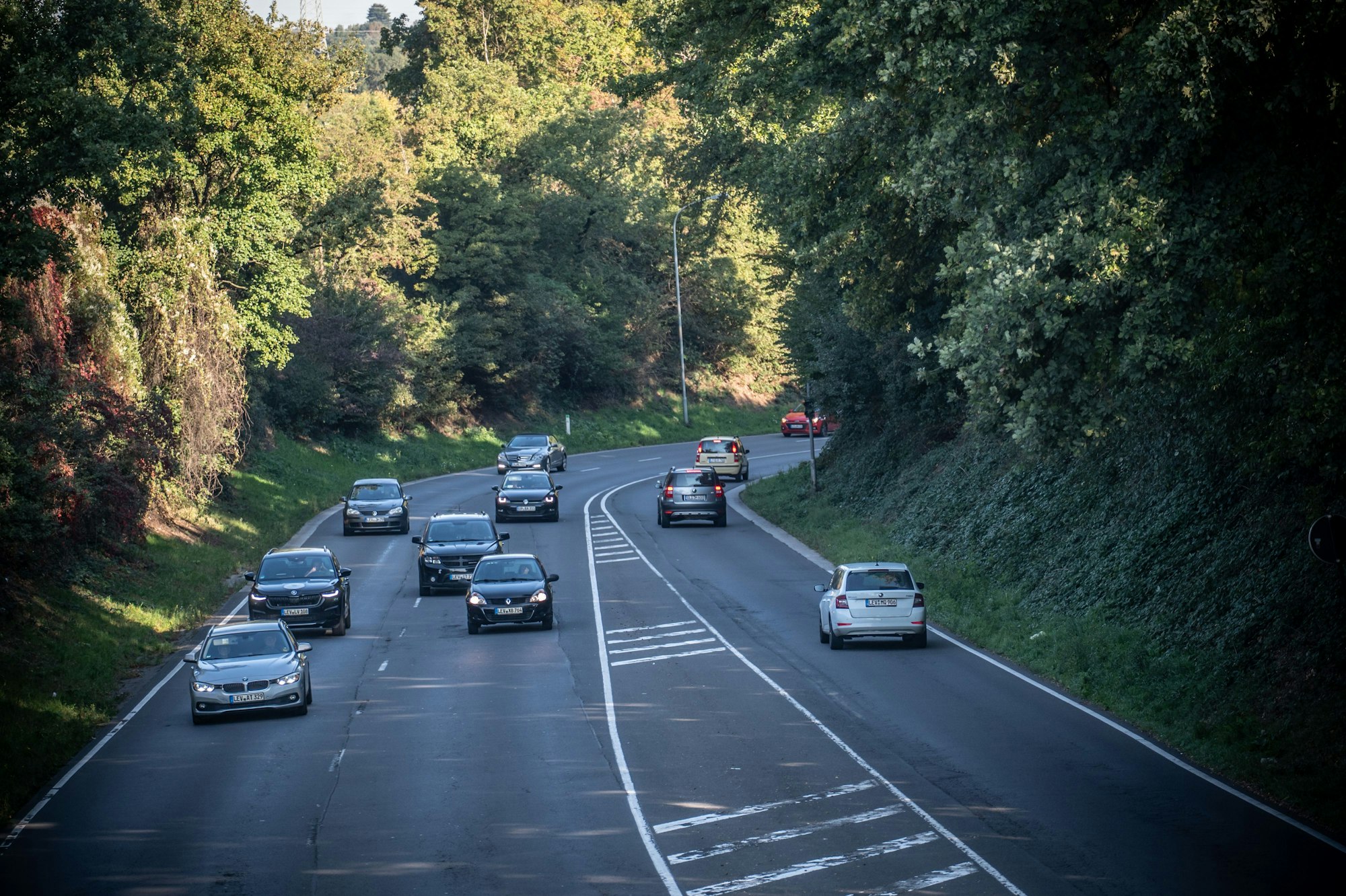 Das erste Stück Opladener Autobahn diente zunächst als Umgehungsstraße. Heute heißt sie Bonner Straße.