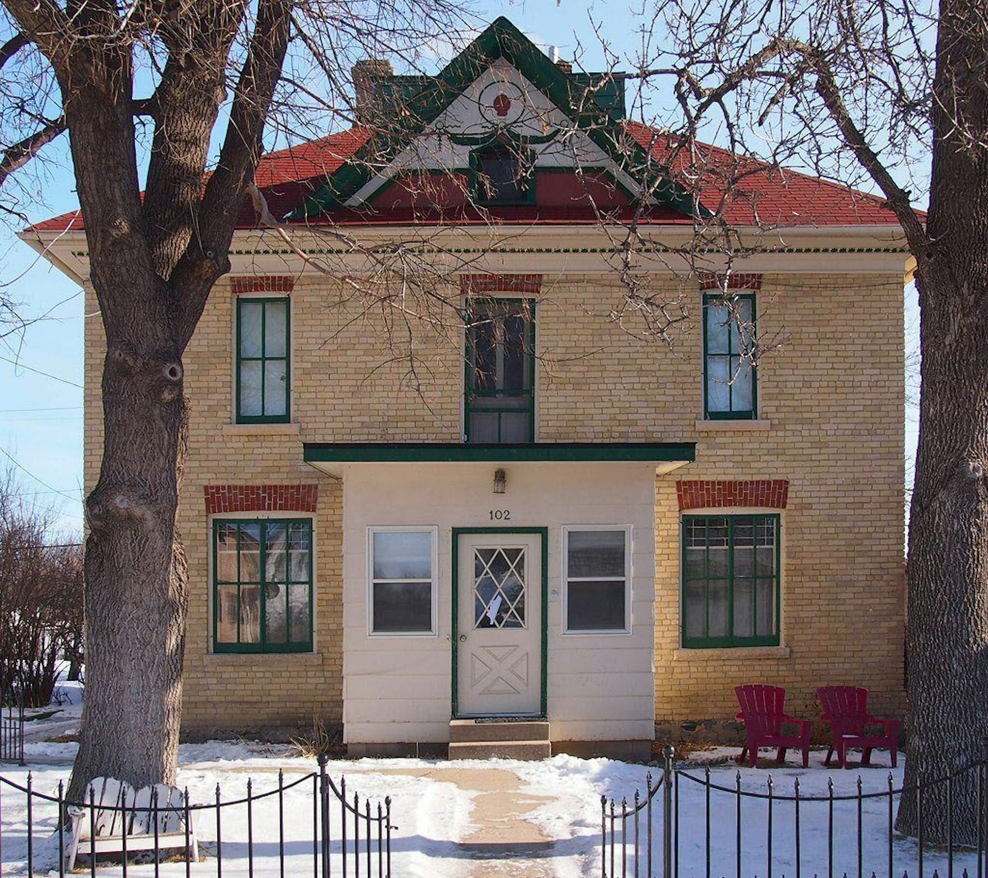Das Haus von Paul Mohrbacher, der 1881 die Stadt Cologne in Minnesota/USA gründete.
Wikipedia/McGhiever CC BY-SA 3.0
https://de.wikipedia.org/wiki/Datei:Paul_Mohrbacher_House.jpg