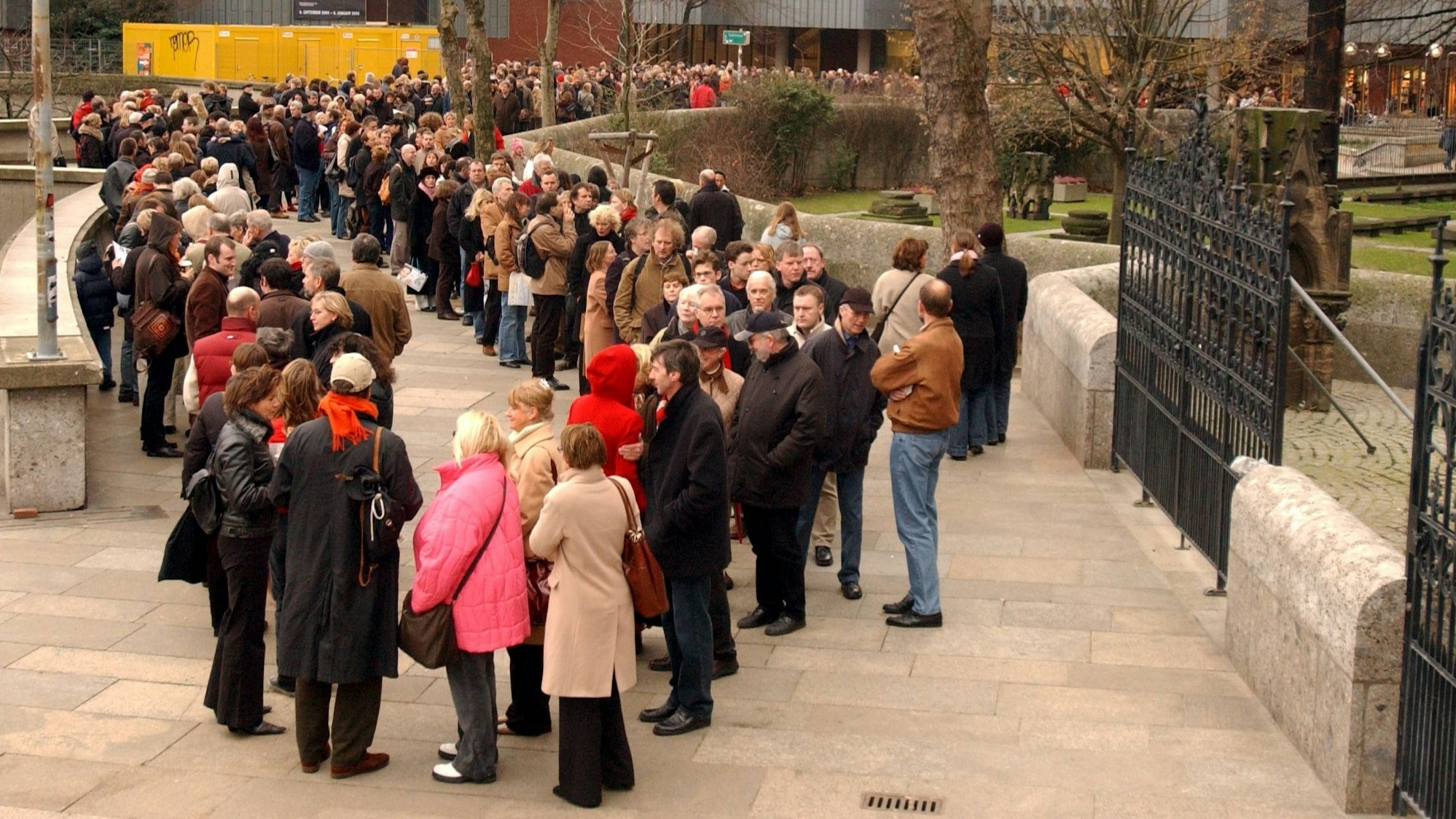 Massenandrang zur Edward-Hopper-Ausstellung im Jahr 2004