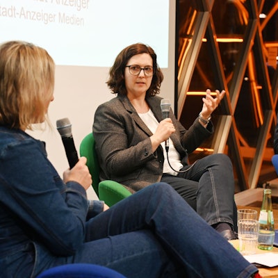 26.03.2026 Köln. Medizintalk zum Thema Gürtelrose im Domforum mit Beate Müller und Nils Vogel. Moderation Claudia Lehnen. Foto: Alexander Schwaiger