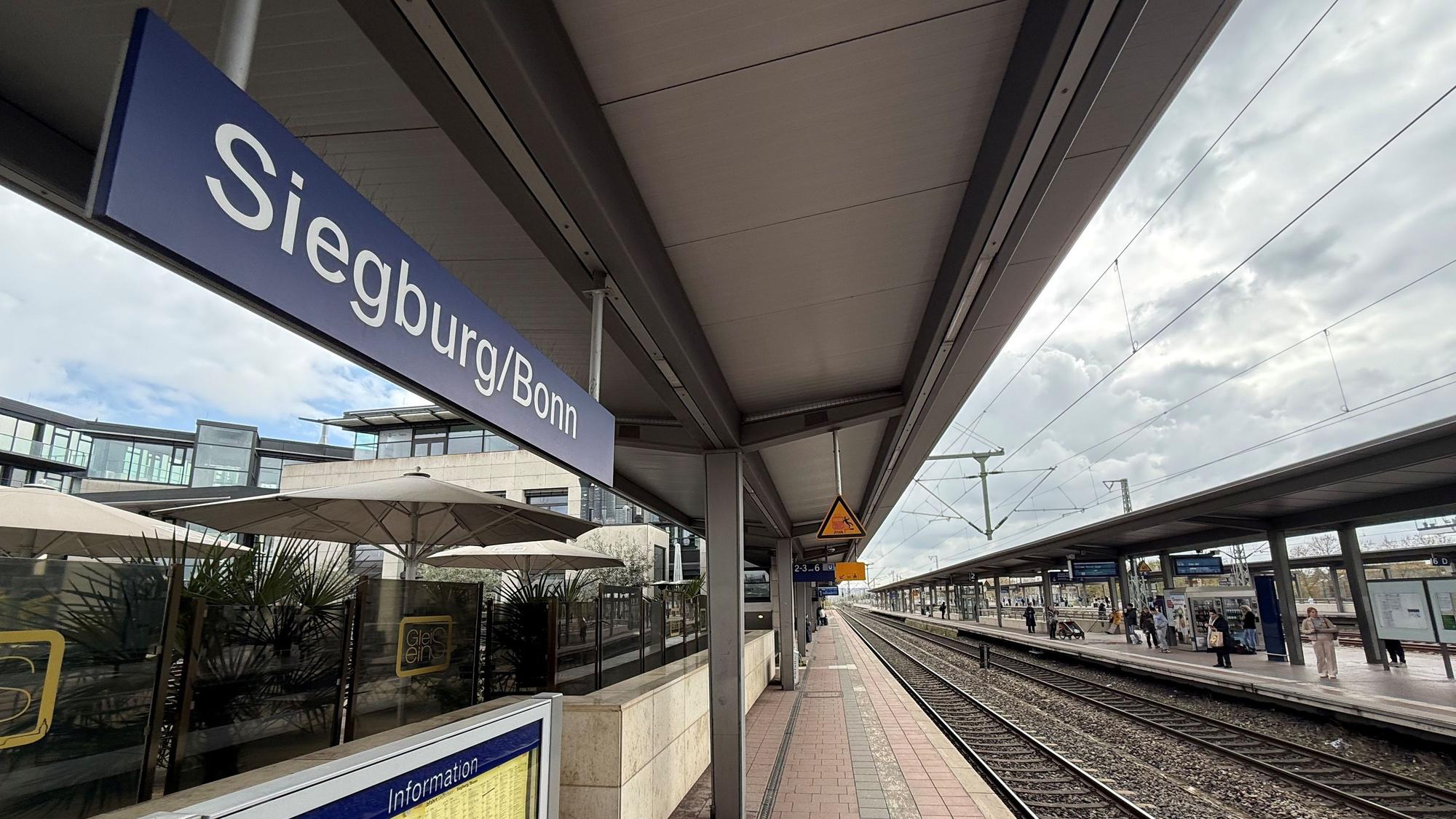 Bahnhof Siegburg ICE Bahnhof Siegburg/Bonn schneidet im Qualitätsbericht von Go Rheinland ganz hervorragend ab.