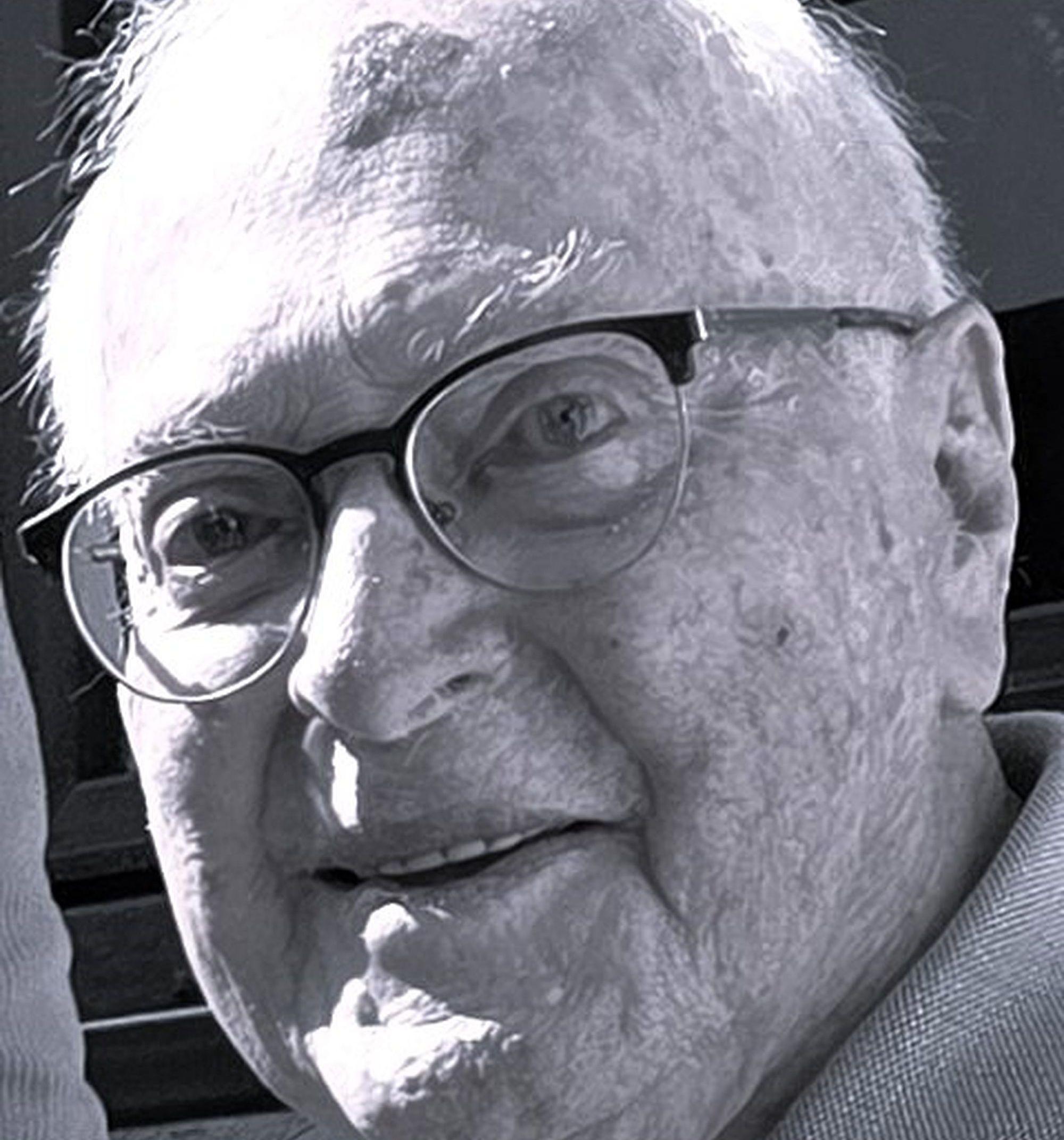 Die Gemeinde Morsbach trauert um ihren früheren Bürgermeister Heinz Schlechtingen. Der Lichtenberger starb im Alter von 99 Jahren nach kurzer Krankheit.