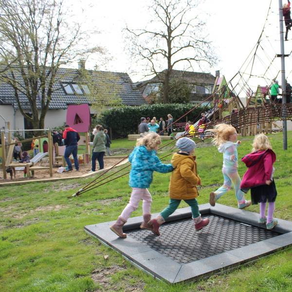 Eröffnung Kinderspielplatz in Honrath.