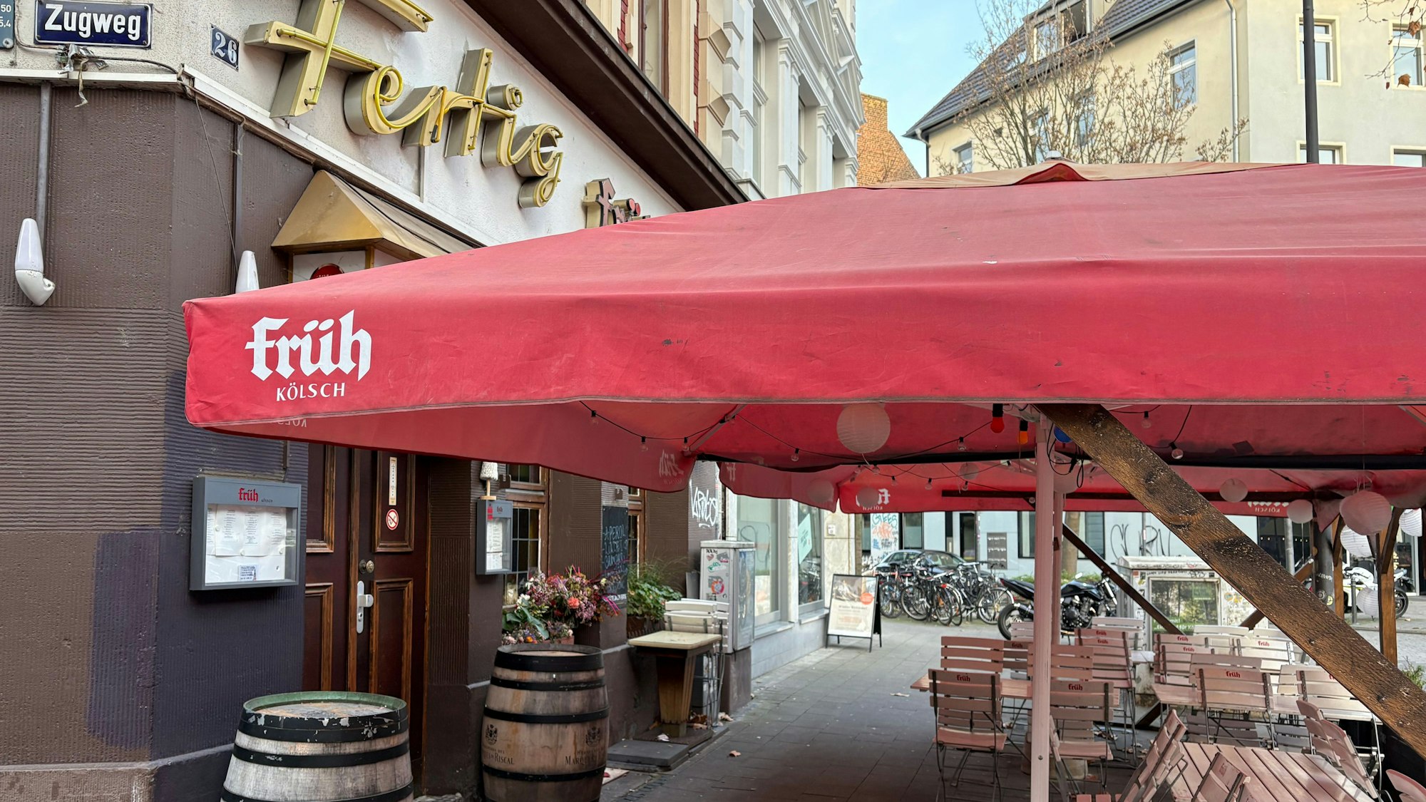 Das Tapavinho im Fertig am Zugweg in der Südstadt von außen.