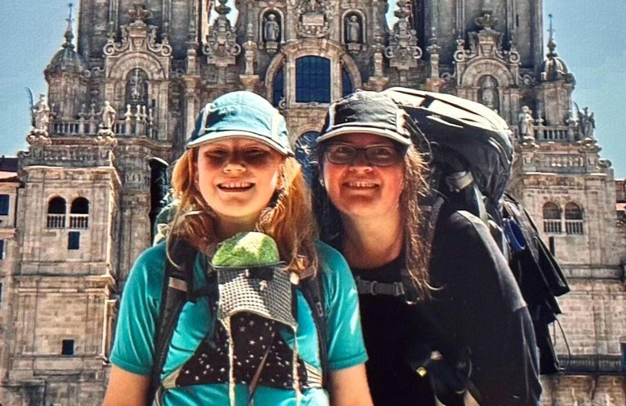 Mit ihrer Mutter Bernadette wanderte Lea Sippl nach Santiago de Compostella.