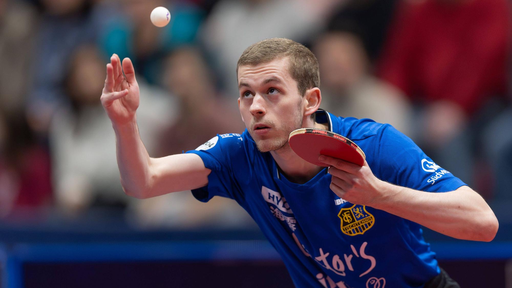 Cedric Meissner beim Aufschlag.