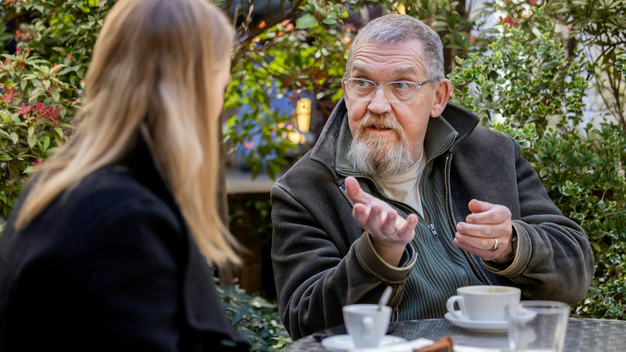 Dietmar Bär suchte sich für den Interviewtermin das Restaurant Osho's Place in Köln aus.