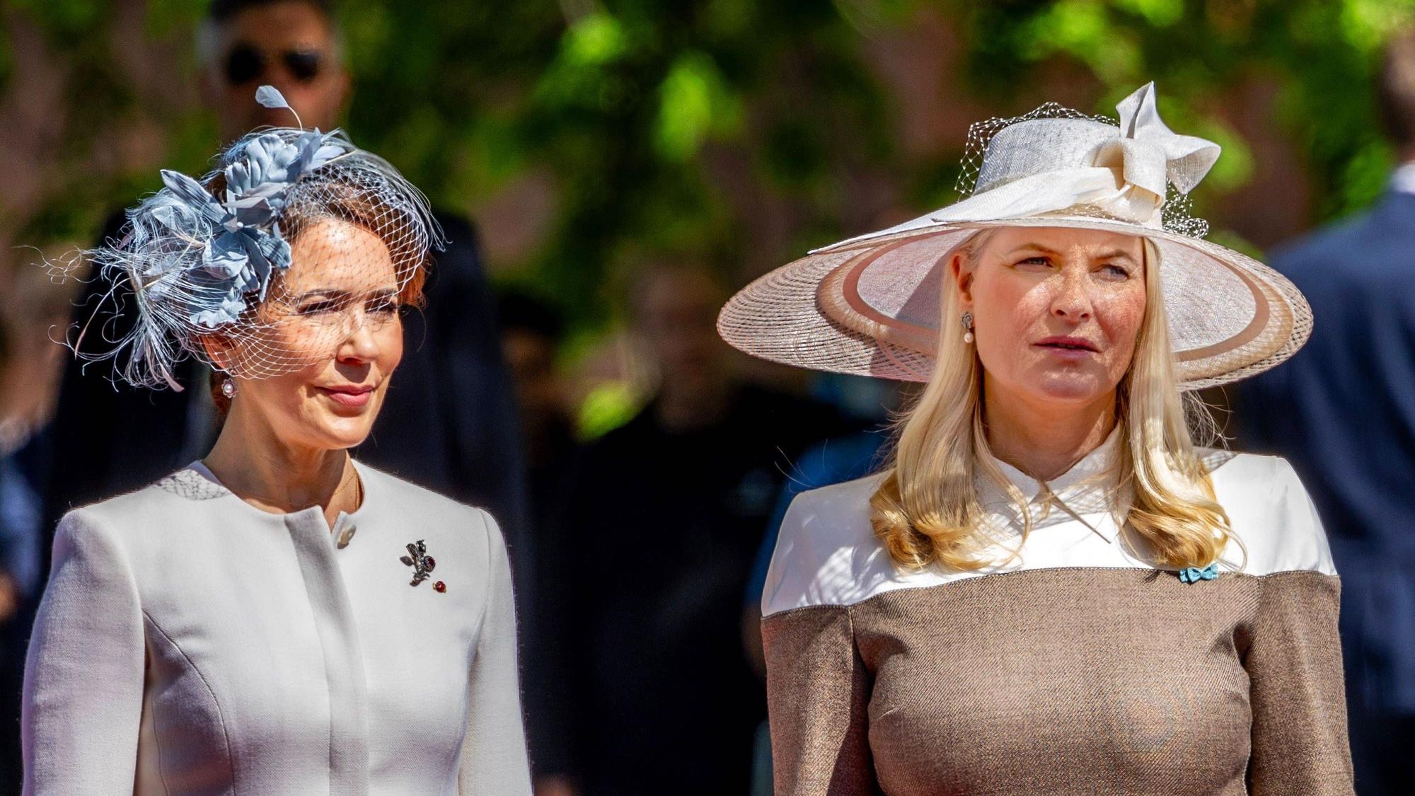 Königin Mary und Kronprinzessin Mette-Marit beim Staatsbesuch 2024.