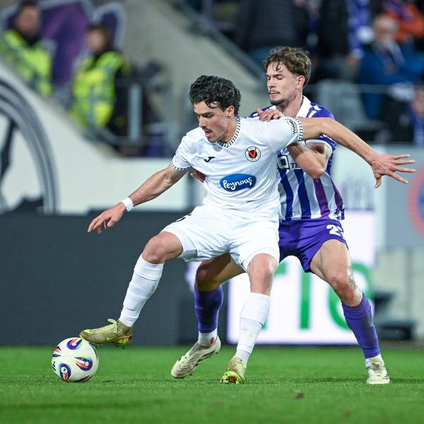 3. Liga - 25/26 - VfL Osnabrück - Viktoria Köln am 03.03.2026 an der Bremer Brücke in Osnabrück Leonhard Münst / Muenst Koeln im Zweikampf gegen Robin Fabinski Osnabrueck *** 3 Liga 25 26 VfL Osnabrück Viktoria Köln on 03 03 2026 at Bremer Brücke in Osnabrück Leonhard Münst Muenst Koeln in a duel against Robin Fabinski Osnabrueck MT