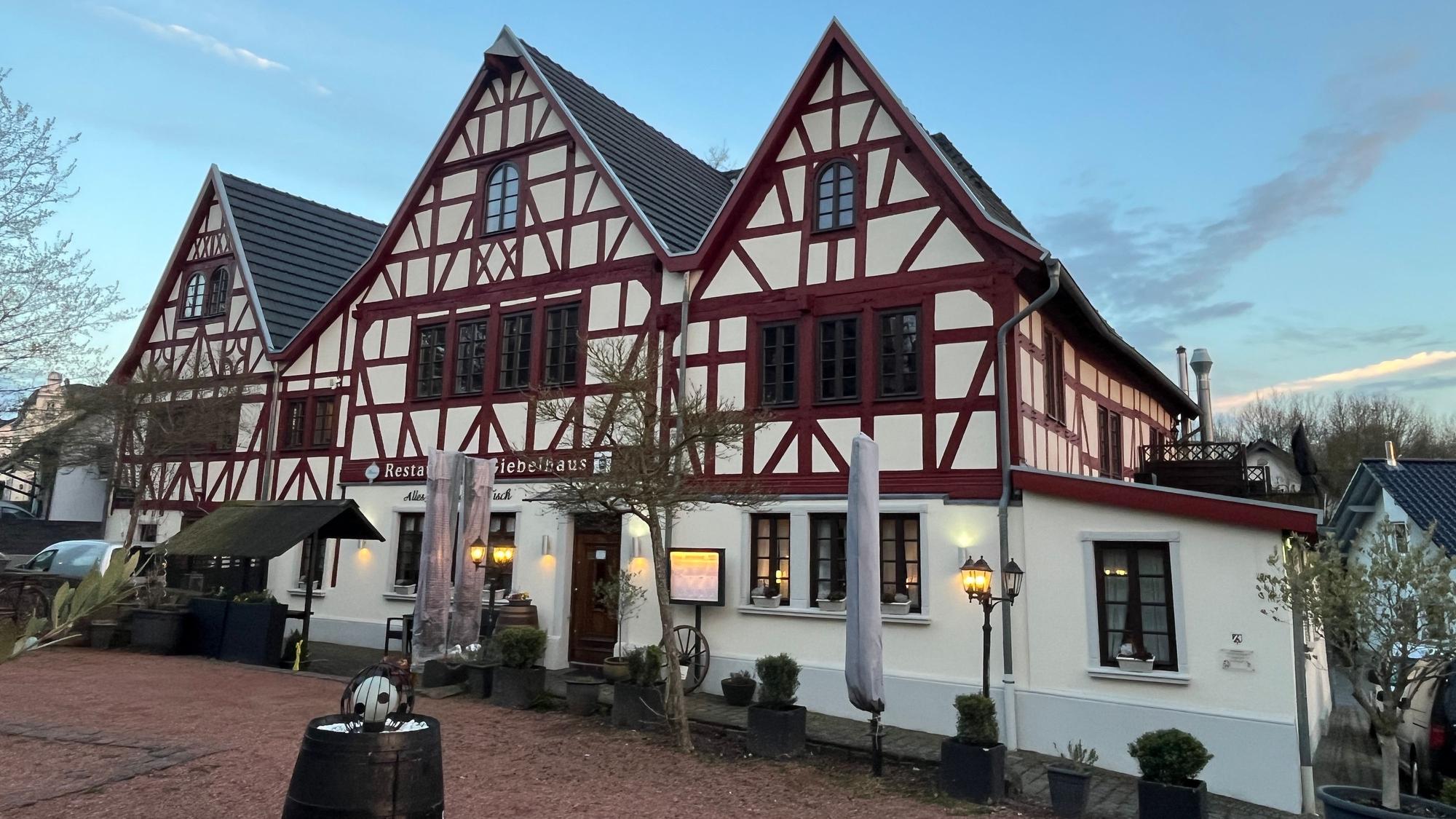 Die frühere Poststation an Linie Köln-Frankfurt ist eines der ältesten erhaltenen Gebäude in Hennef-Warth.