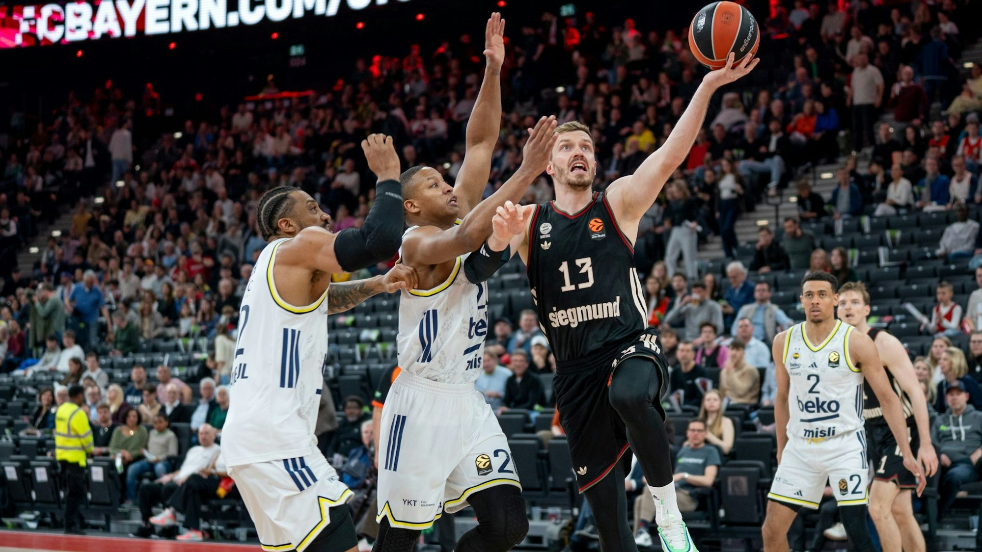 FC Bayern München - Fenerbahce Istanbul