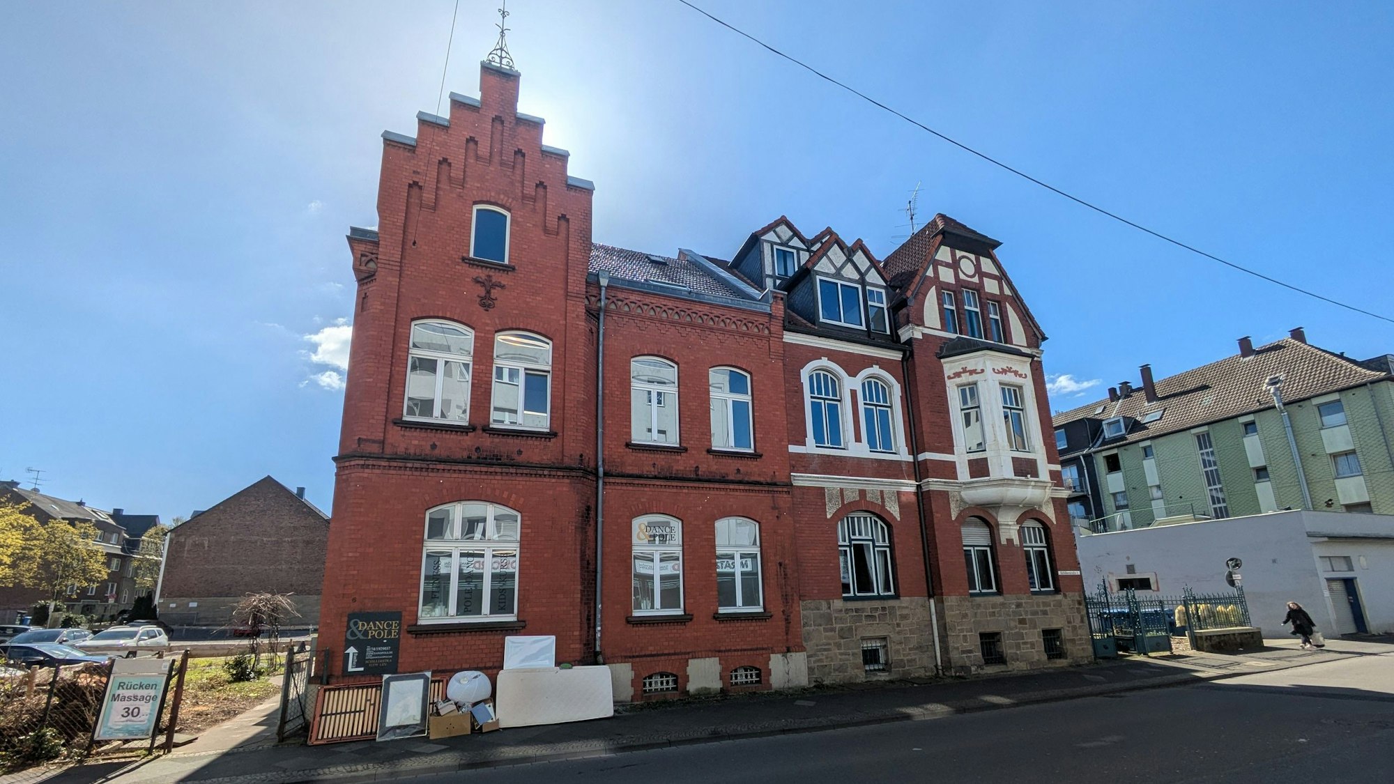 Zwei Gründerzeitvillen an der Schillerstraße in Opladen