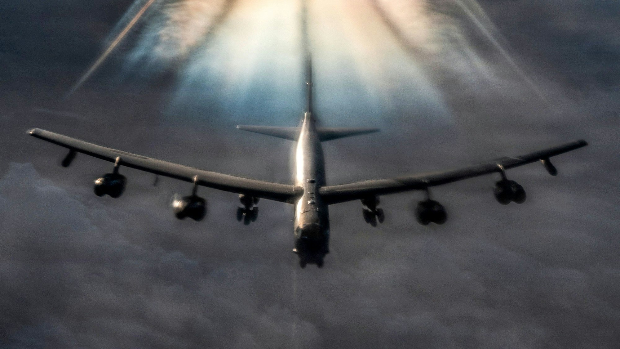 Auf diesem vom US-Central Command veröffentlichten Foto bereitet sich ein B-52H Stratofortress-Bomber der US-Luftwaffe auf die Betankung vor.