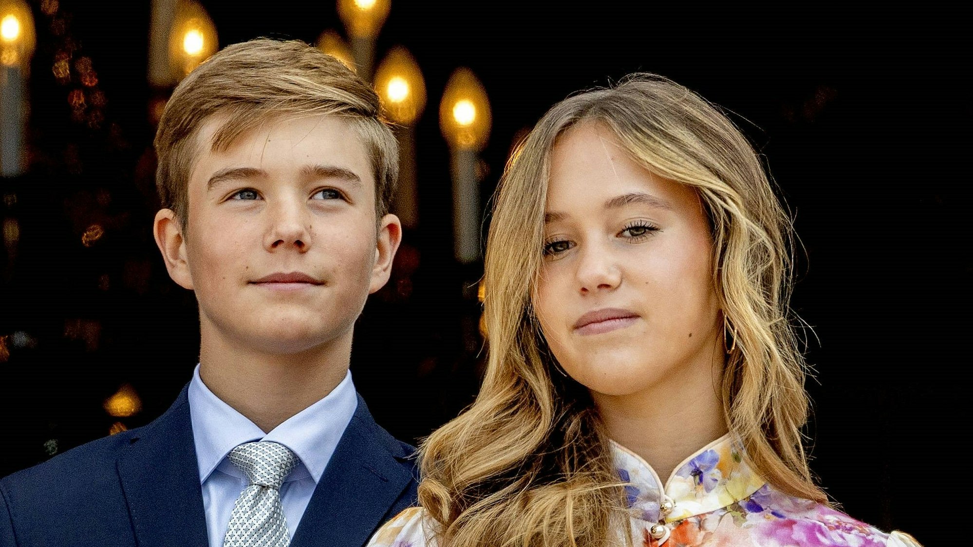 Prinz Vincent und Prinzessin Josephine schauen in die Ferne.