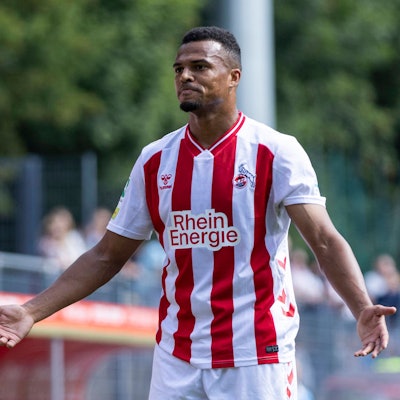 Regionalliga West: 1. FC Köln U21, U 21 - Sportfreunde Siegen, 17.08.2025 Marvin Ajani 1. FC Köln U21, 22. Regionalliga West, 1. FC Köln U21 - Sportfreunde Siegen, 4. Spieltag, am 17.08.2025, Franz-Kremer-Stadion, Köln *** Regionalliga West 1 FC Köln U21 Sportfreunde Siegen, 17 08 2025 Marvin Ajani 1 FC Köln U21, 22 Regionalliga West, 1 FC Köln U21 Sportfreunde Siegen, 4 Matchday, on 17 08 2025, Franz Kremer Stadium, Cologne Copyright: xBEAUTIFULxSPORTS/Meuselx