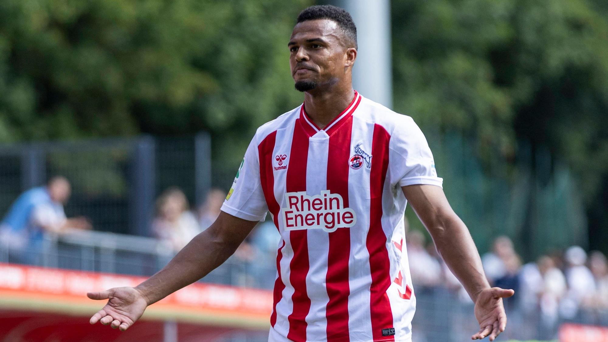 Regionalliga West: 1. FC Köln U21, U 21 - Sportfreunde Siegen, 17.08.2025 Marvin Ajani 1. FC Köln U21, 22. Regionalliga West, 1. FC Köln U21 - Sportfreunde Siegen, 4. Spieltag, am 17.08.2025, Franz-Kremer-Stadion, Köln *** Regionalliga West 1 FC Köln U21 Sportfreunde Siegen, 17 08 2025 Marvin Ajani 1 FC Köln U21, 22 Regionalliga West, 1 FC Köln U21 Sportfreunde Siegen, 4 Matchday, on 17 08 2025, Franz Kremer Stadium, Cologne Copyright: xBEAUTIFULxSPORTS/Meuselx