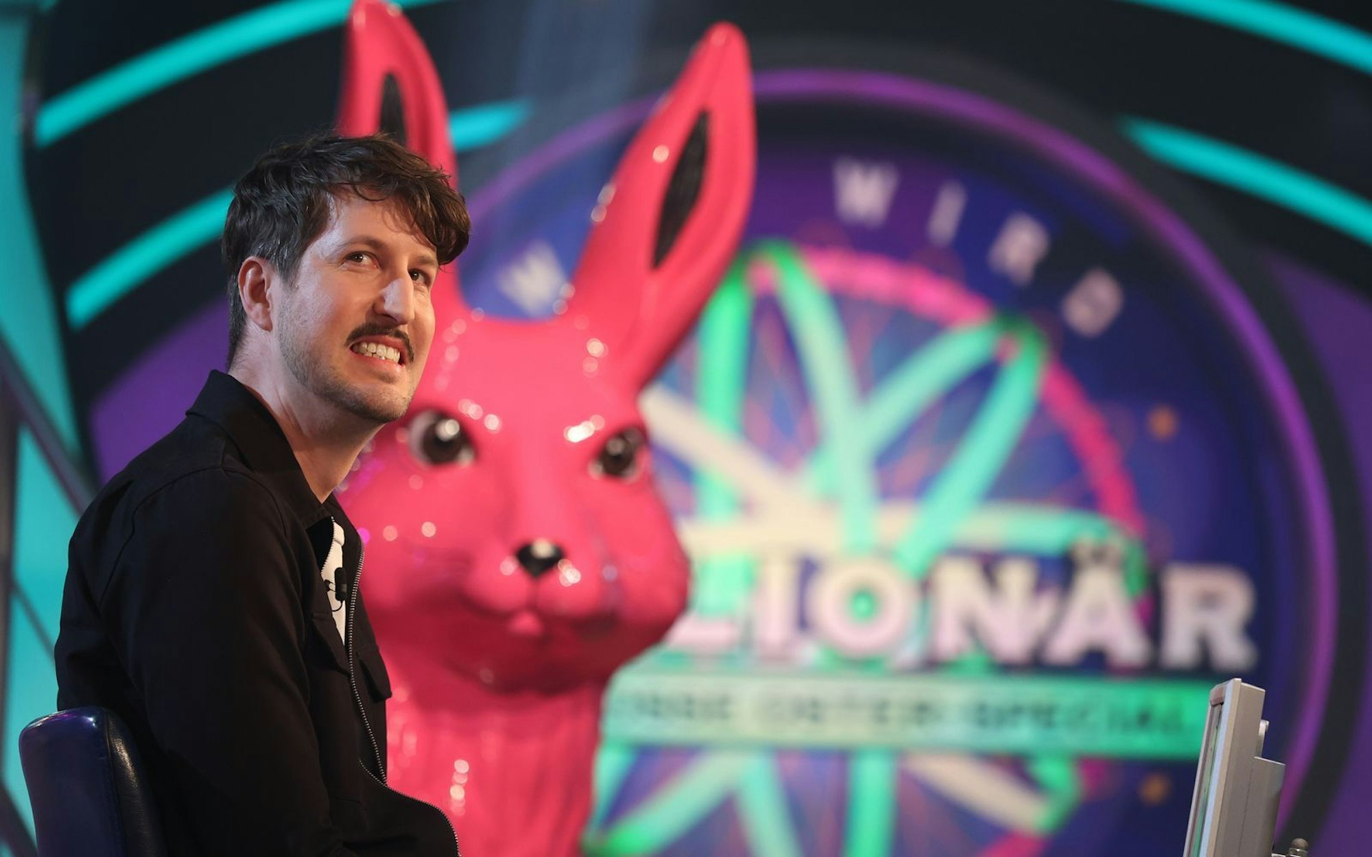 Alexander Brandl verzockt sich beim großen Oster-Special. (Bild: RTL / Ralf Juergens)