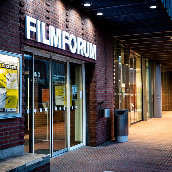 Eingang zum Filmforum im Museum Ludwig